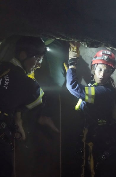 Saving Stella -tall - Station 19 Season 6 Episode 12