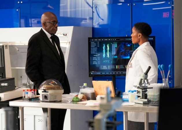 Million Dollar Grant - Black Lightning Season 2 Episode 13