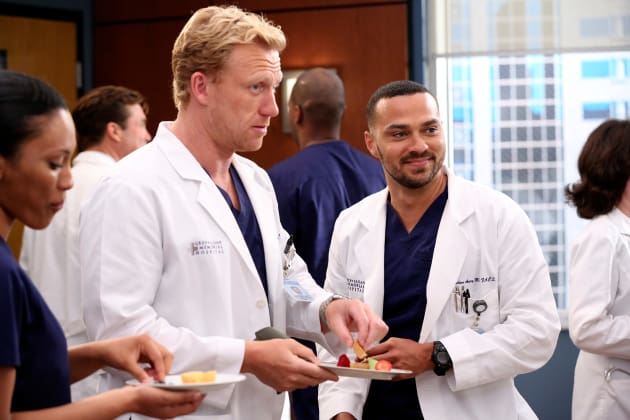 Time to Celebrate - Grey's Anatomy Season 12 Episode 2