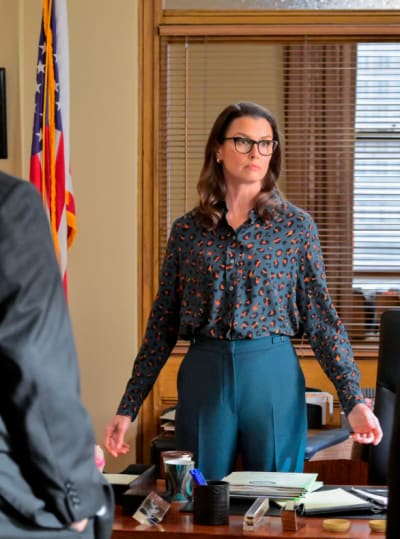 Erin Needs Help - Blue Bloods Season 12 Episode 19