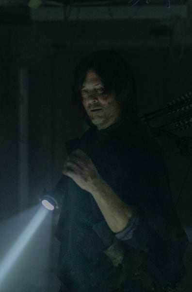 Back at the School - The Walking Dead Season 10 Episode 3