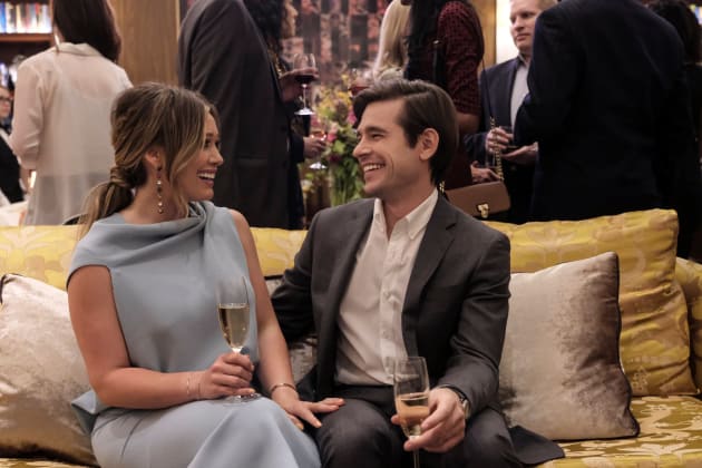 I'm His Editor - Younger Season 5 Episode 5