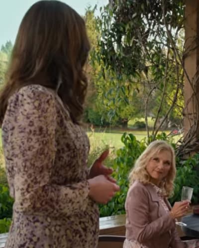 Overhearing Gossip  - Virgin River Season 3 Episode 8