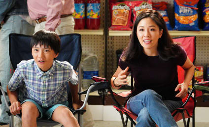 Fresh Off the Boat Review: Block Parties and Success Perms - TV Fanatic