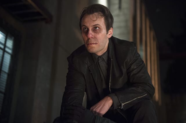 Darren Moore as Mouthpiece - Arrow Season 3 Episode 16