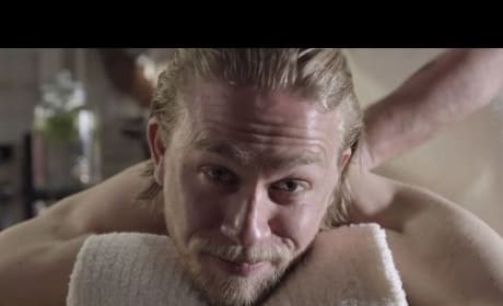 Sons of Anarchy star Charlie Hunnam gets naked in video 