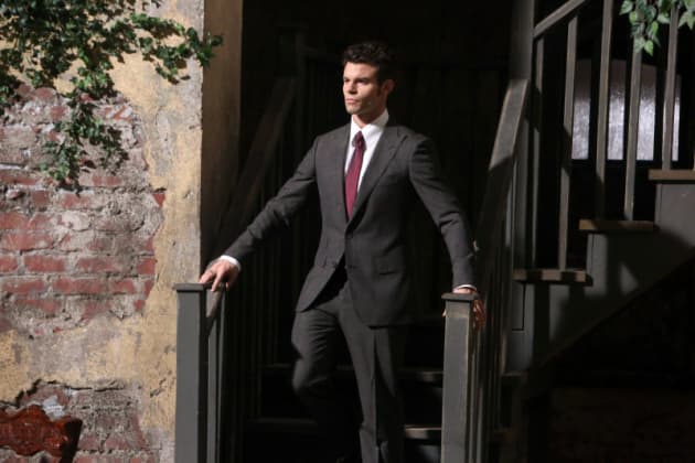 Elijah Prepares for Battle