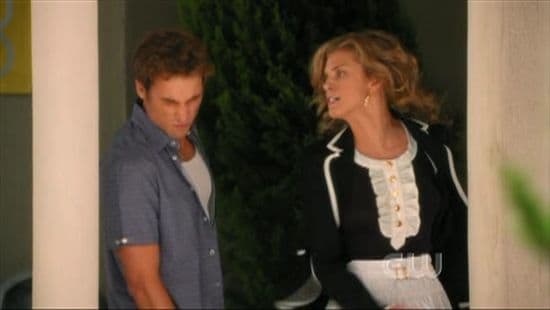 Naomi Slaps Ethan - 90210