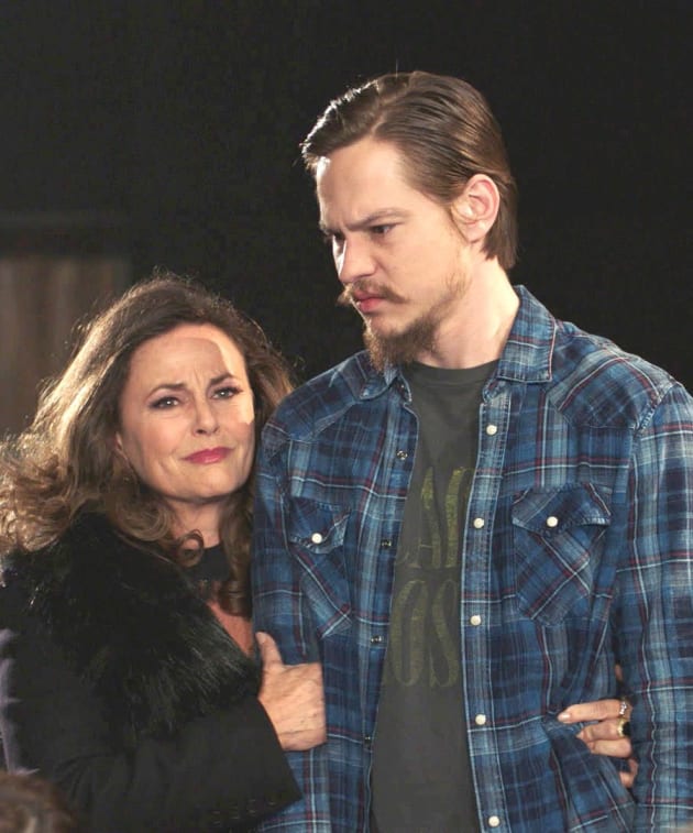Mark and Veronica - Tall - Filthy Rich Season 1 Episode 7