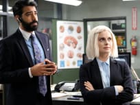 A Dislikabe Car Salesman - iZombie