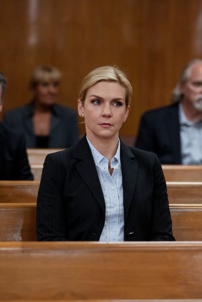 Kim ve a Saul trabajar - Better Call Saul temporada 5 episodio 4