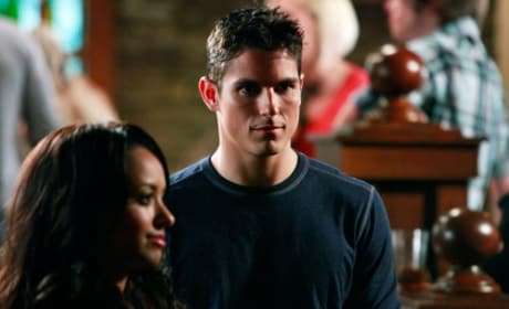 The Vampire Diaries Season 1 Episode 12 Unpleasantville Photos Tv Fanatic