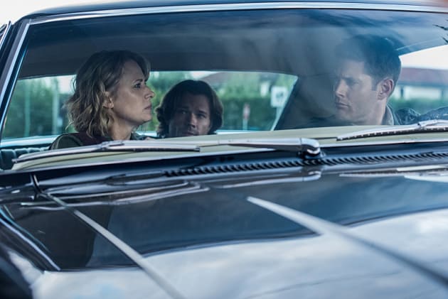 Time for a family road trip - Supernatural Season 12 Episode 3