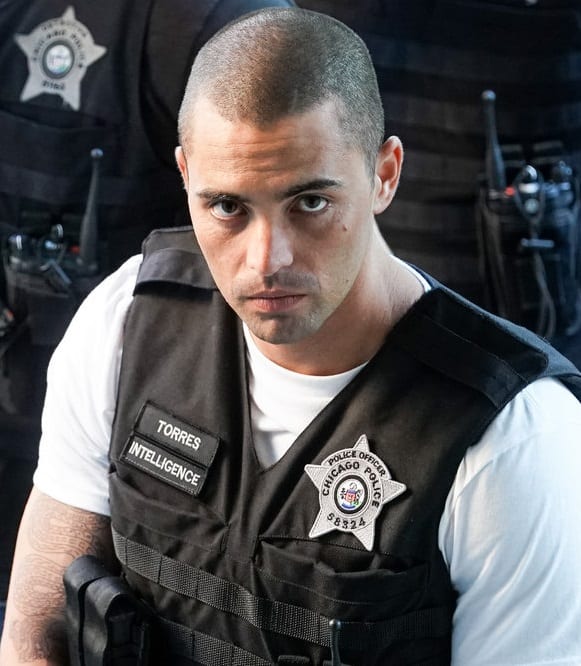 Chicago pd season 2 episode 10 full episode shop