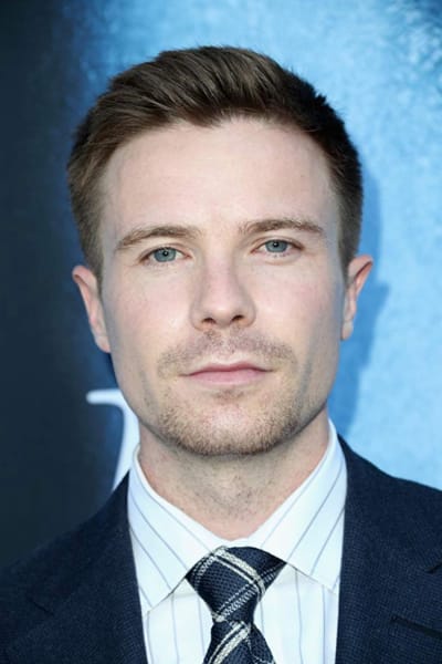 Ozark': Tom Pelphrey & Jessica Francis Dukes Among Four Cast In