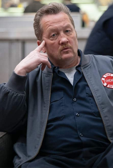 Mouch couch - Chicago Fire Season 8 Episode 18