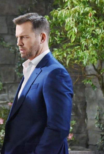 (TALL) Brady's Temptation - Days of Our Lives