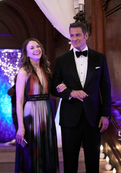 Watch younger season hotsell 6 episode 2