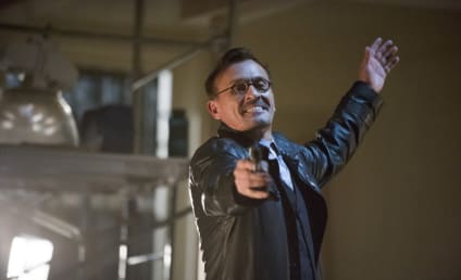 Arrow Review: Worlds Collide