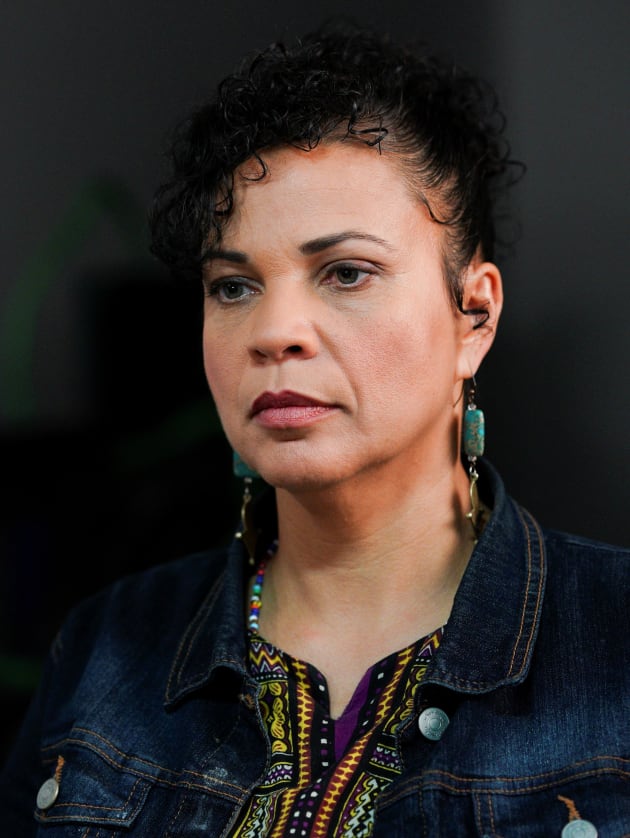 Good Trouble Season 2 Episode 13 Review: Daylight - TV Fanatic