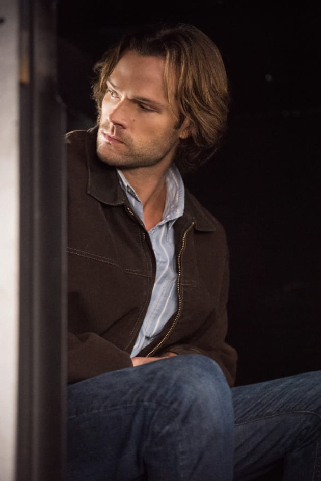 Sam waits in the vehicle - Supernatural Season 12 Episode 9