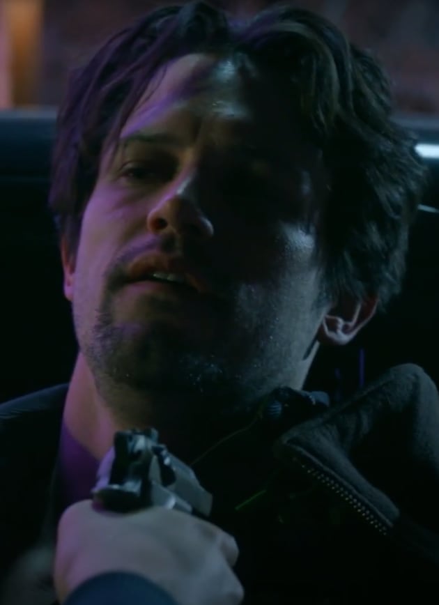 Held At Gunpoint - Roswell, New Mexico Season 2 Episode 12