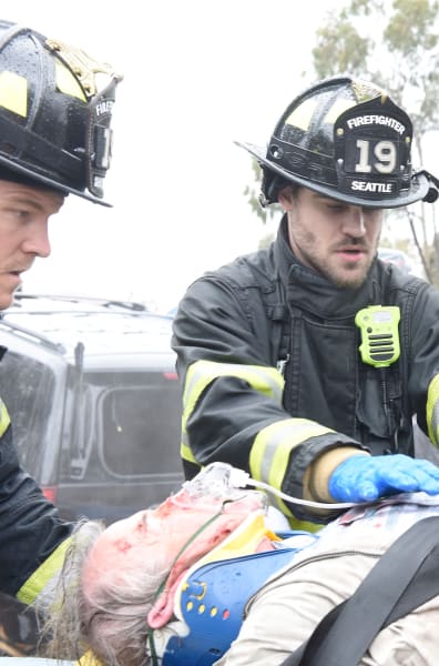 Jack Connects with An Accident Victim -tall - Station 19 Season 6 Episode 16