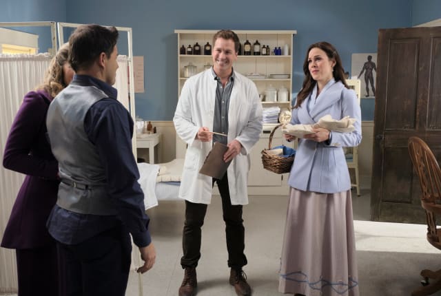 Watch When Calls The Heart Season 7 Episode 9 Online Tv Fanatic