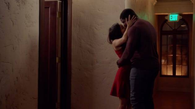 Miller Kiss - Station 19 Season 1 Episode 5
