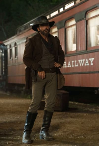 Waiting at the Train - 1883 Season 1 Episode 1