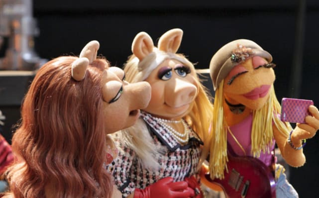 Miss piggy is furious the muppets