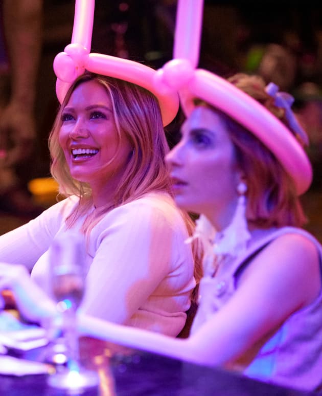 Strippers Everywhere - Younger Season 6 Episode 11