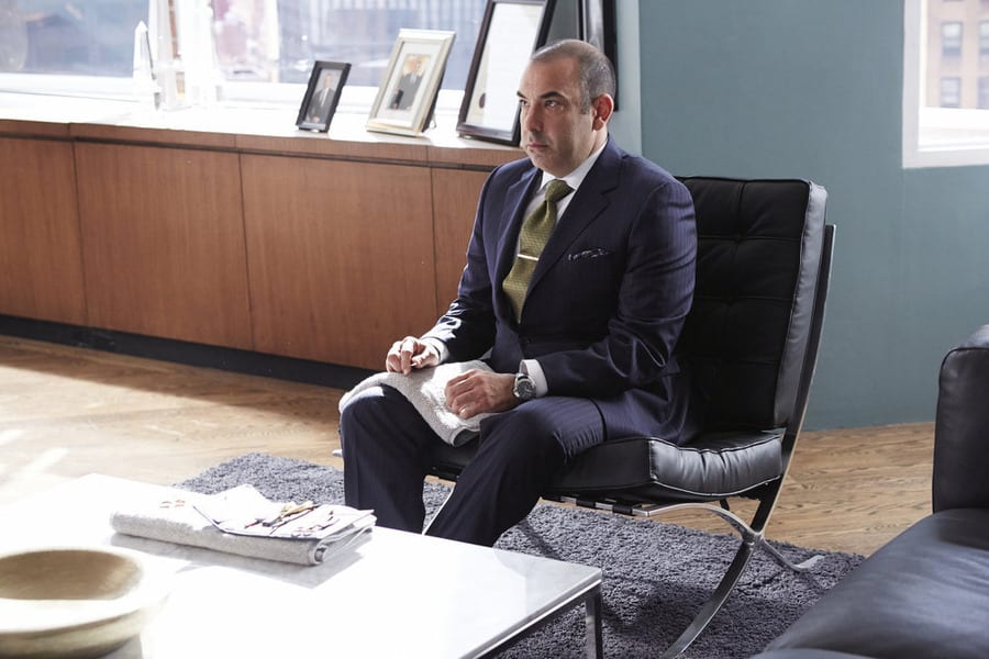 Suits season hot sale episode 11