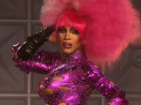 Show Up Queen - RuPaul's Drag Race All Stars
