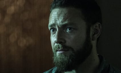The Walking Dead: Ross Marquand Reacts to Carlson's Betrayal, Teases What's Ahead for the Survivors, & More!