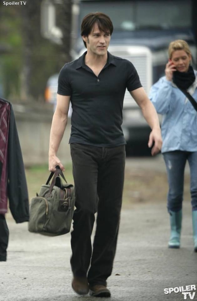 Stephen Moyer Strutting
