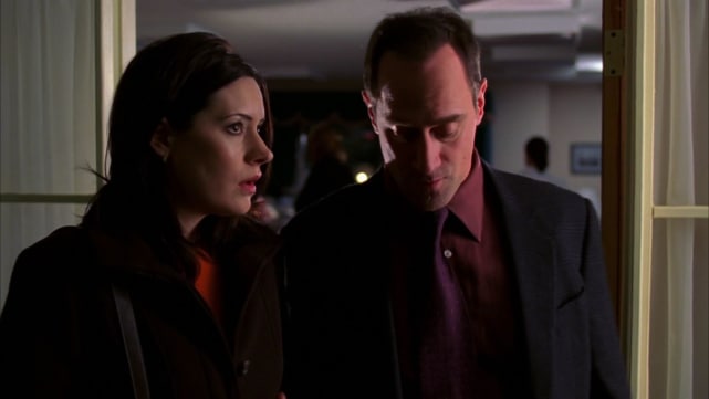 A dying gangster's daughter pays a visit.