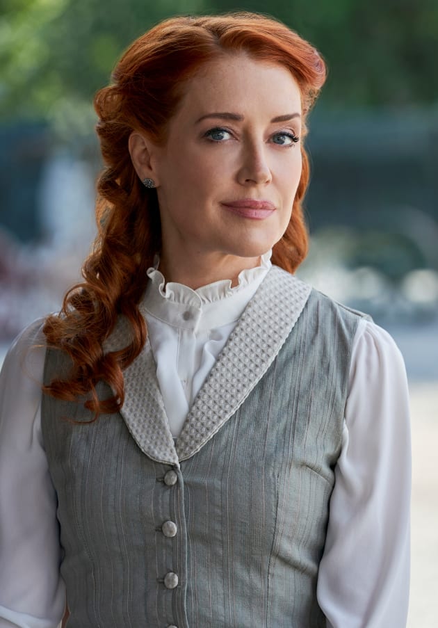 Marvelous Molly - When Calls the Heart Season 8 Episode 1