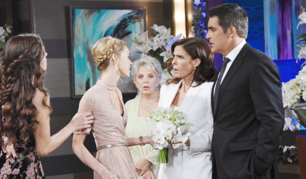 Claire Stops the Wedding - Days of Our Lives