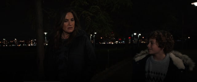 Noah Tells Benson He's Bisexual - Law & Order: SVU