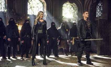 Watch Arrow Online: Season 5 Episode 23