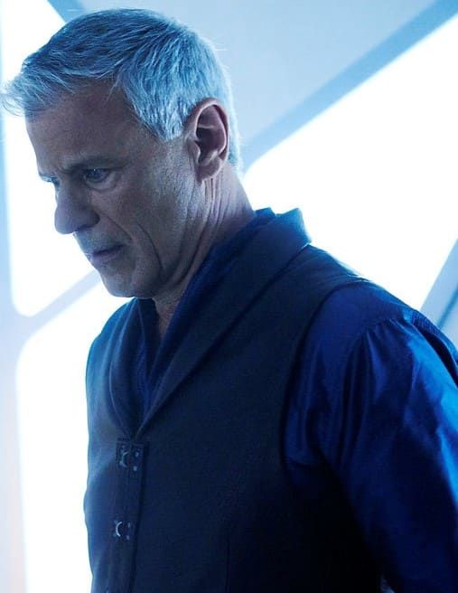 Difficult Choice - Killjoys Season 5 Episode 2