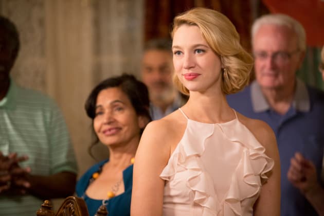 Caught Red-Handed - Jane the Virgin Season 4 Episode 17