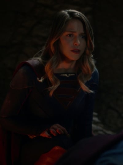 Kara - Supergirl Season 6 Episode 2