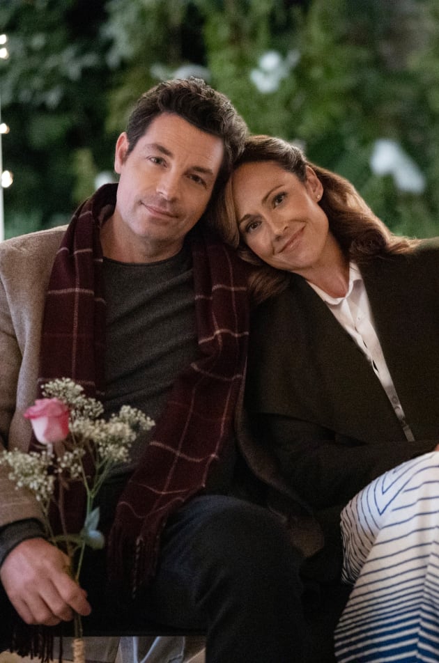 Brennan Elliott and Nikki DeLoach