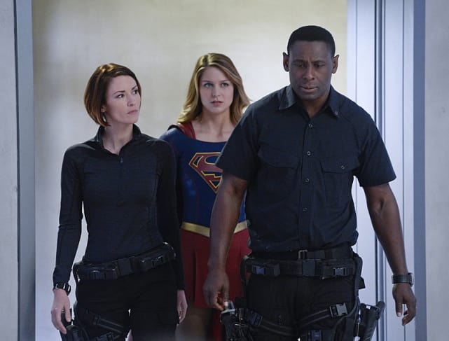 Helping hank supergirl