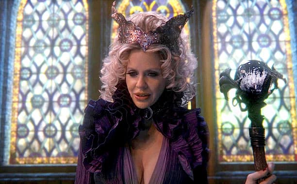 Kristin Bauer van Straten as Maleficent - Once Upon a Time - TV Fanatic