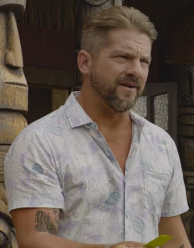 A Federal Investigation -- Tall - Magnum P.I. Season 4 Episode 7
