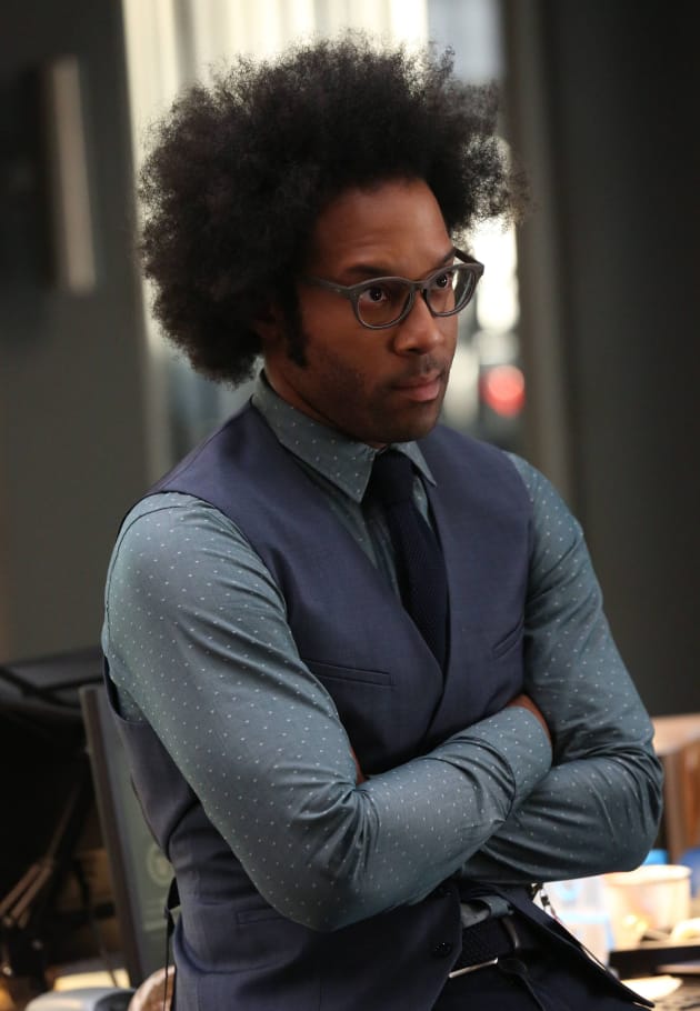 Not Convinced - Lethal Weapon Season 1 Episode 12