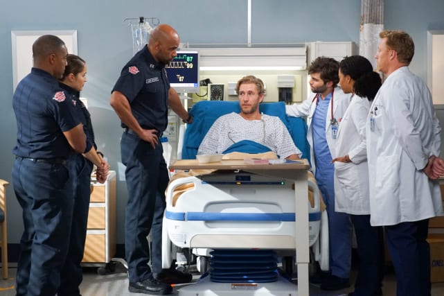 Treating the Chief Season 15 Episode 23